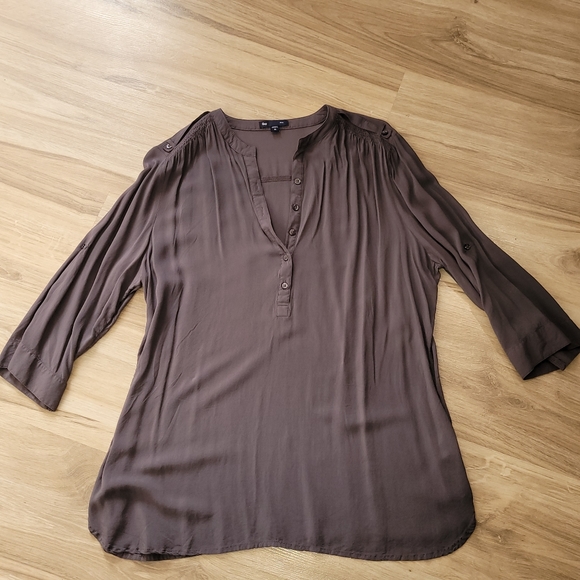 GAP Tops - Gap Womens Blouse /Size xl